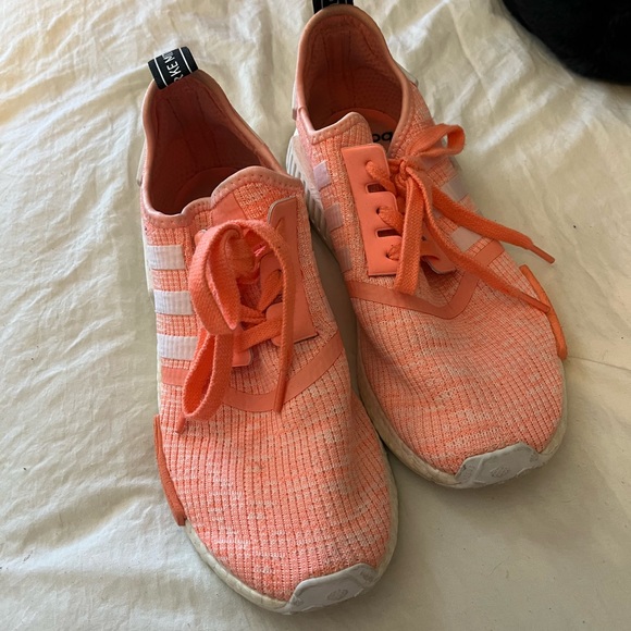 Women Adidas NMD - Picture 4 of 6